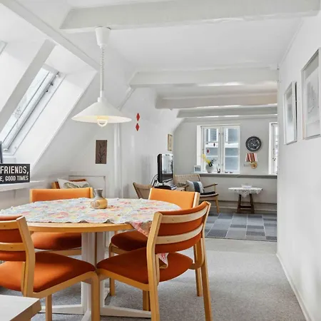 Authentic In Heart Of Apartman Aabenraa