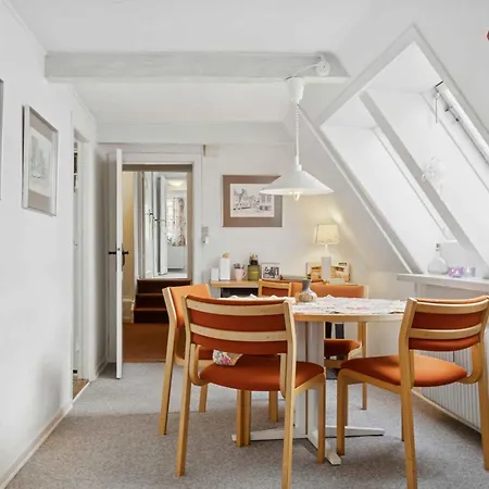 Authentic In Heart Of Daire Aabenraa